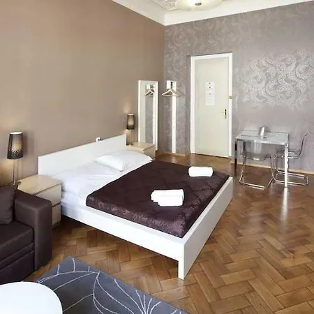 Old Town - Dusni Apartament *