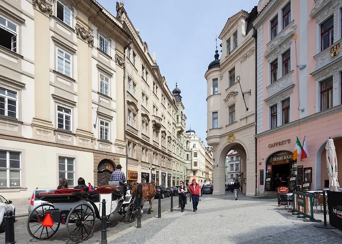 Old Town - Dusni *
