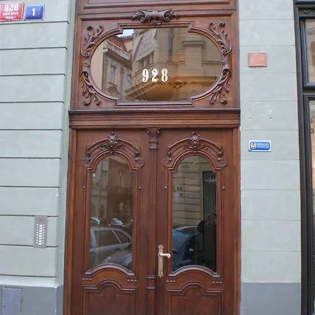 Old Town - Dusni * Prague