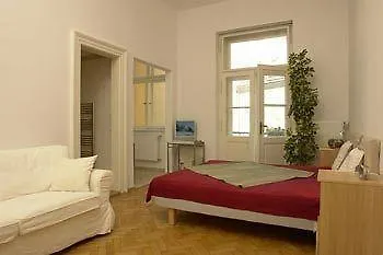 Old Town - Dusni Apartman