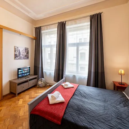 Apartman Old Town - Dusni
