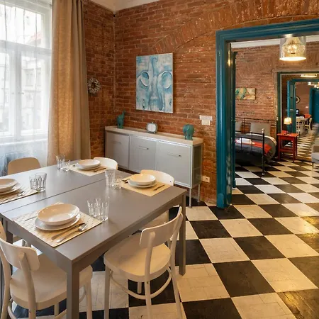 Old Town - Dusni Apartman