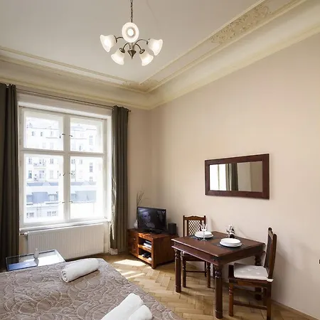 Apartment Old Town - Dusni *